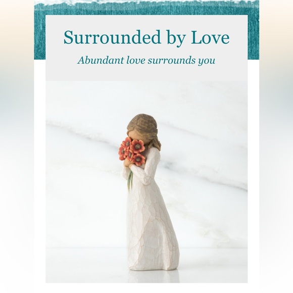 Surrounded by Love sculpted figure by Susan Lordi | Willow Tree - Picture 3 of 7